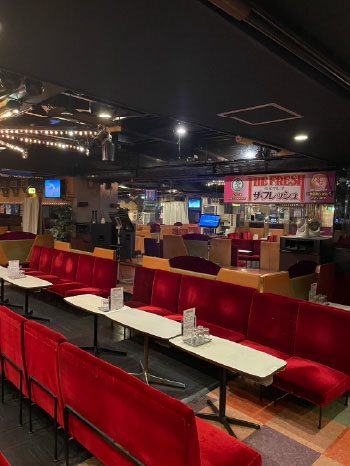 ヤングラウンジ　ザ・フレッシュ