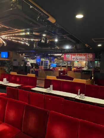 ヤングラウンジ　ザ・フレッシュ